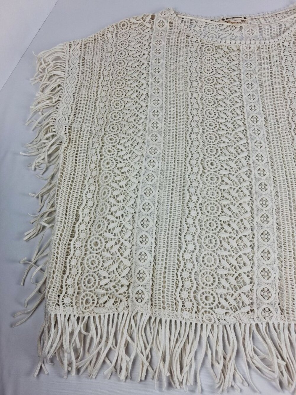 New w/ Tags Ruff Hewn Ivory Crochet Fringe Poncho Size L Lightweight Boho Style - Picture 3 of 16